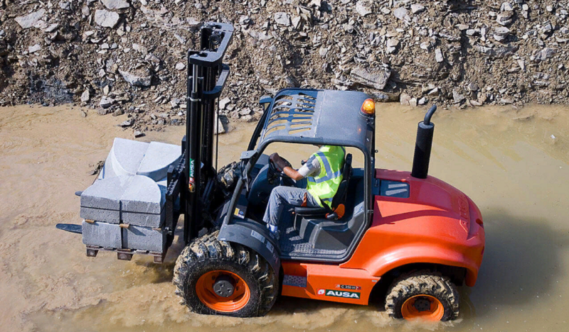 оснащение внедорожных погрузчиков Ausa